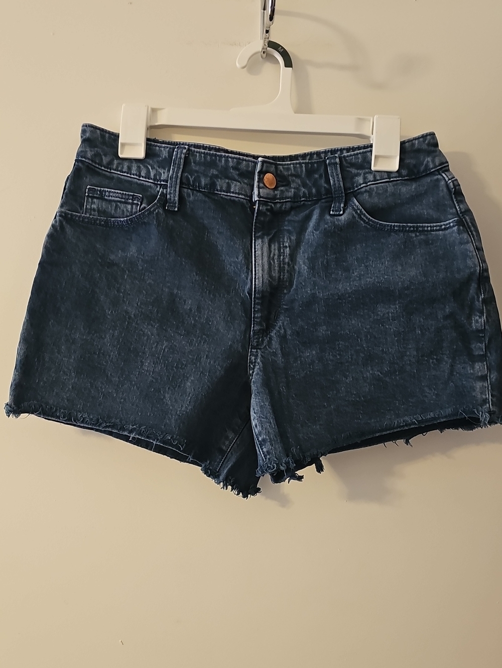 Universal Thread Raw Hem Denim Jean Shorts 4" Inseam Size 8